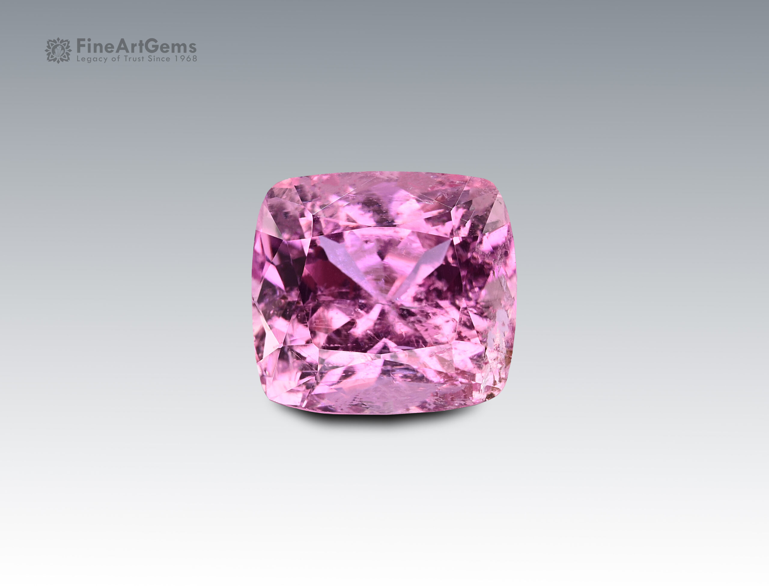 4.9 Carats Stunning Pink Topaz Natural Gemstone from Pakistan