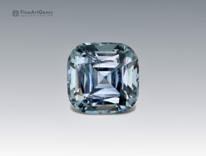 12.65 Carats Beautiful Cushion Cut Aquamarine Gemstone