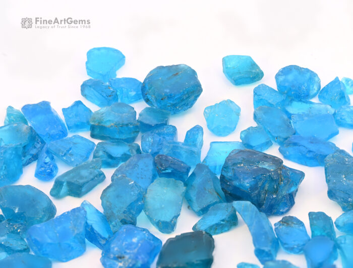 28 Grams Outstanding Quality Rough Blue Apatite from Mozambique