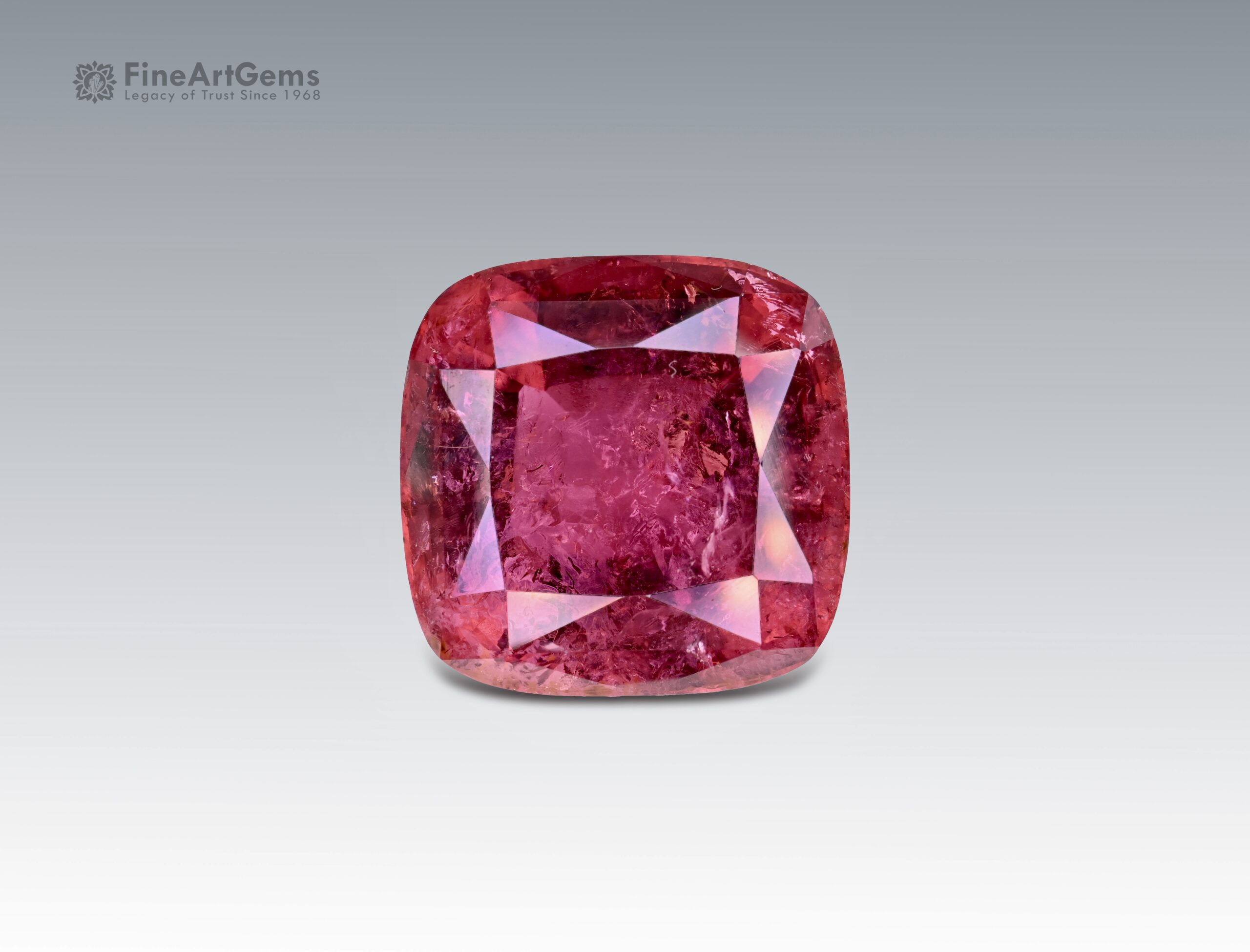 52 Carats Gorgeous Rubellite Tourmaline Gemstone from Afghanistan