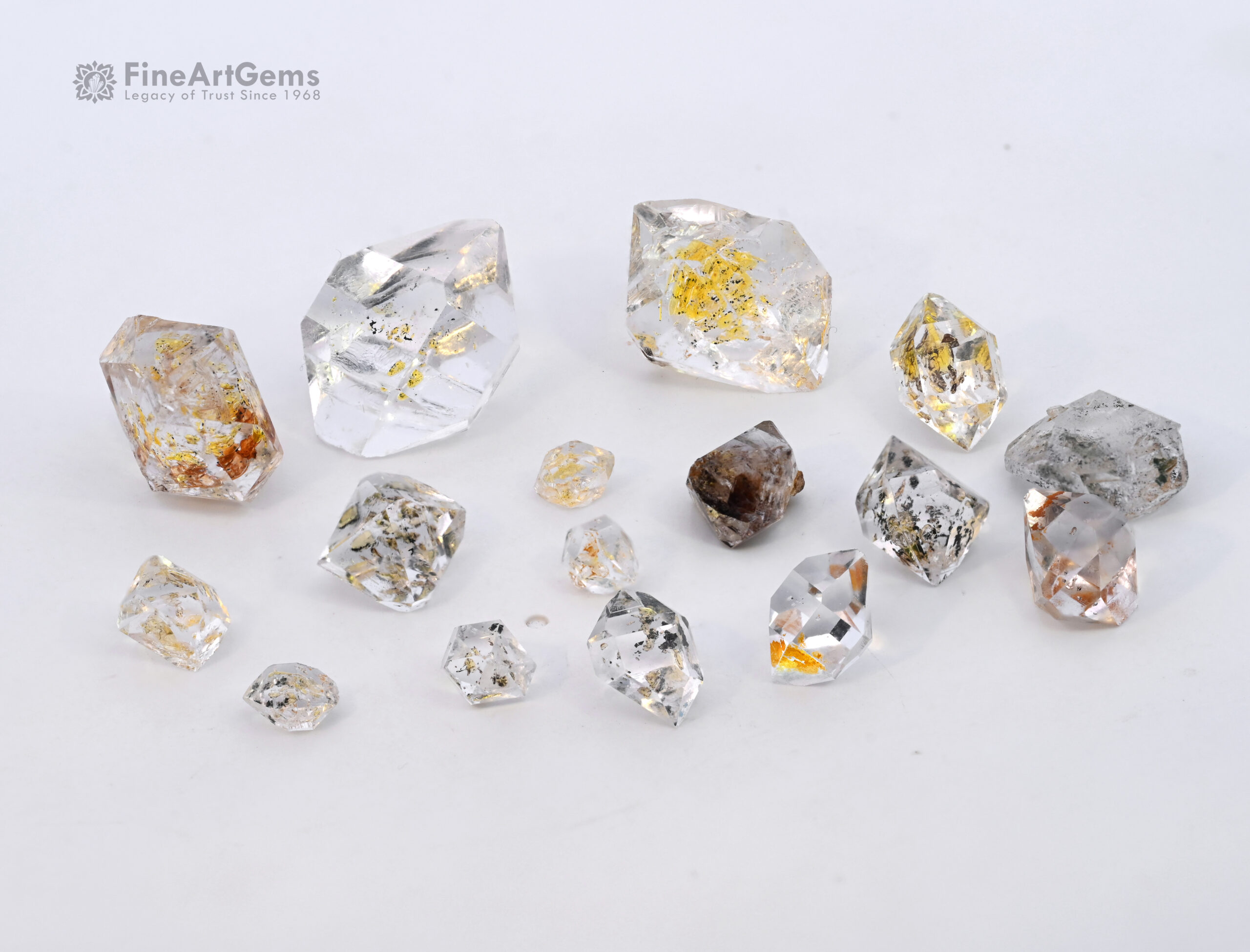 15 grams Outstanding Quality Petroleum Inclusion Quartz Crystals