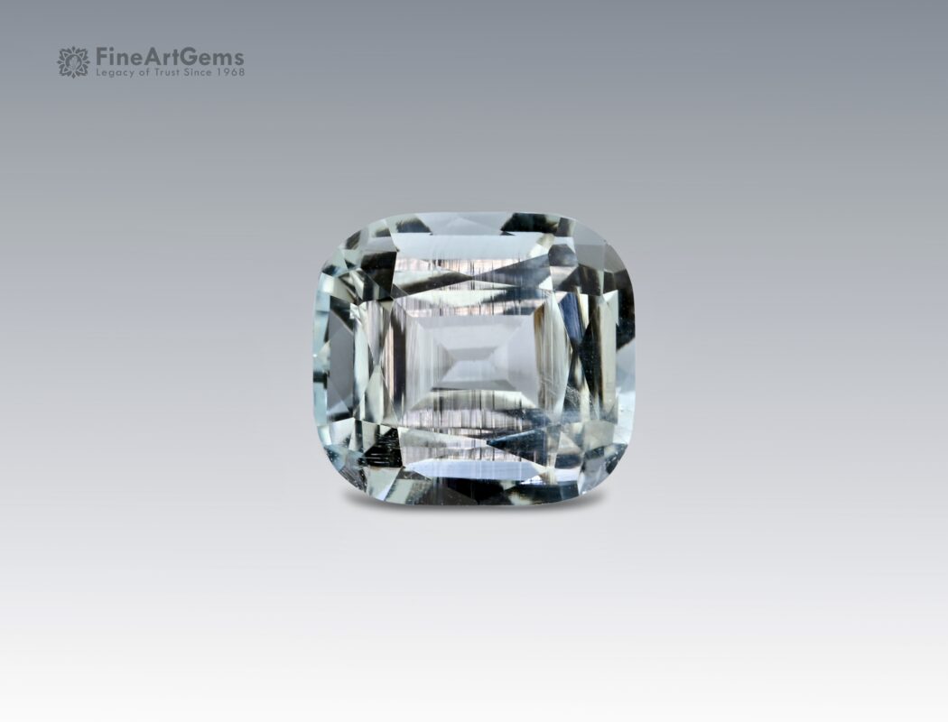 6.9 Carats Beautiful Aquamarine Gemstone from Pakistan
