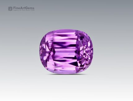 98.3 Carats Phenomenal Kunzite Natural Gemstone from Afghanistan