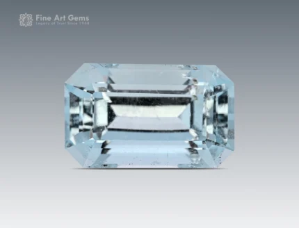 Fine-cut 21.95 carat emerald-cut aquamarine gemstone from Pakistan, with icy-blue color and sharp faceted design for high-end rings and pendant jewelry.