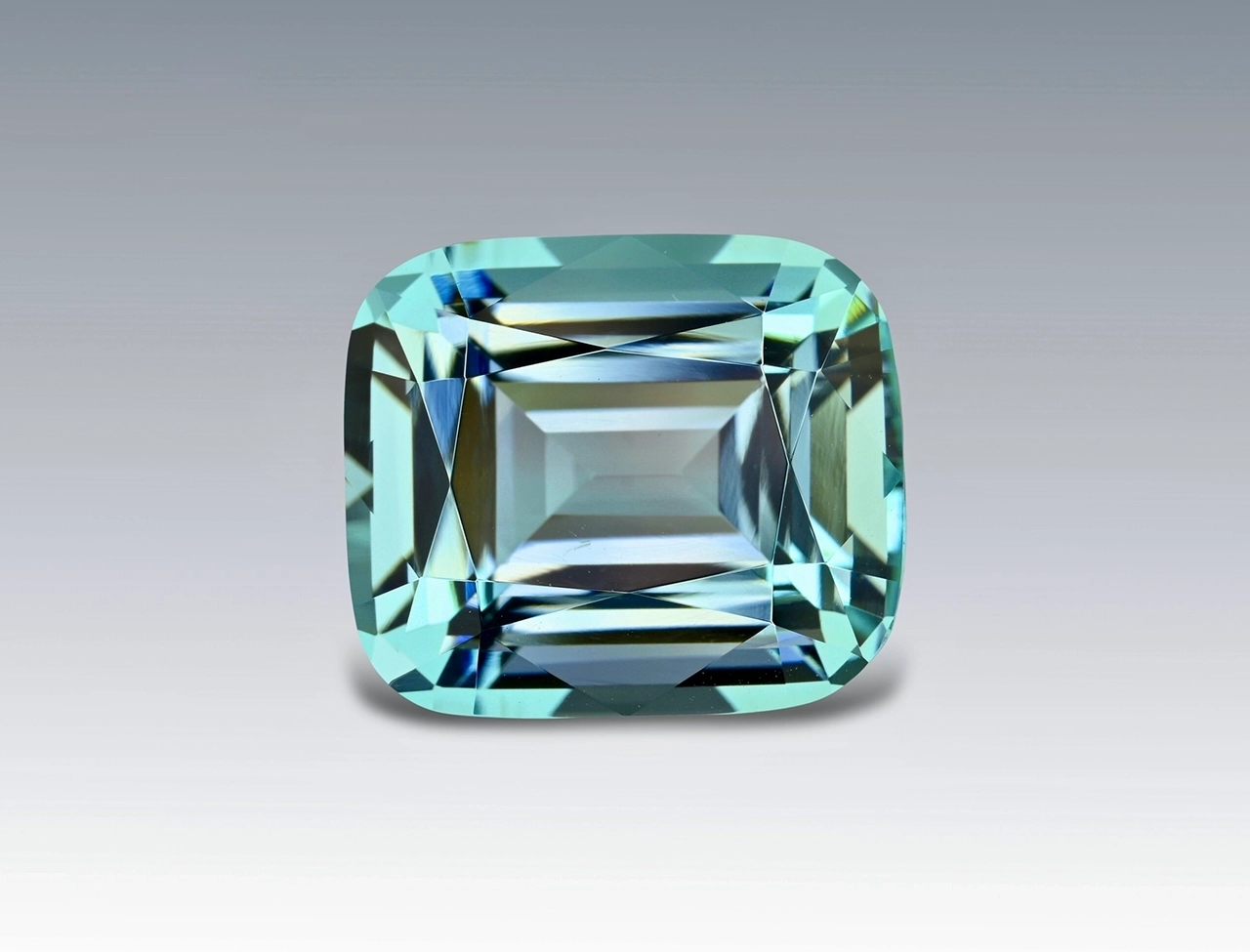 The Complete Guide to Aquamarine Gemstones